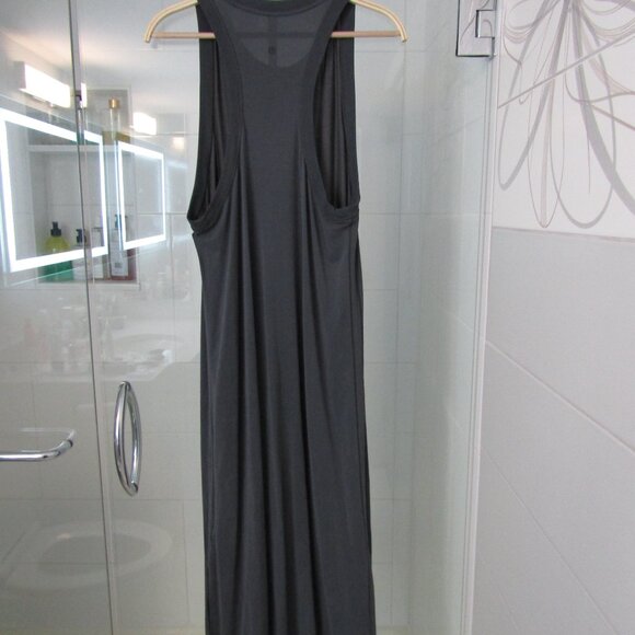 LULULEMON Graphite Gray Ease Of It All Dress---Size 8--Pre-Owned - Picture 5 of 5
